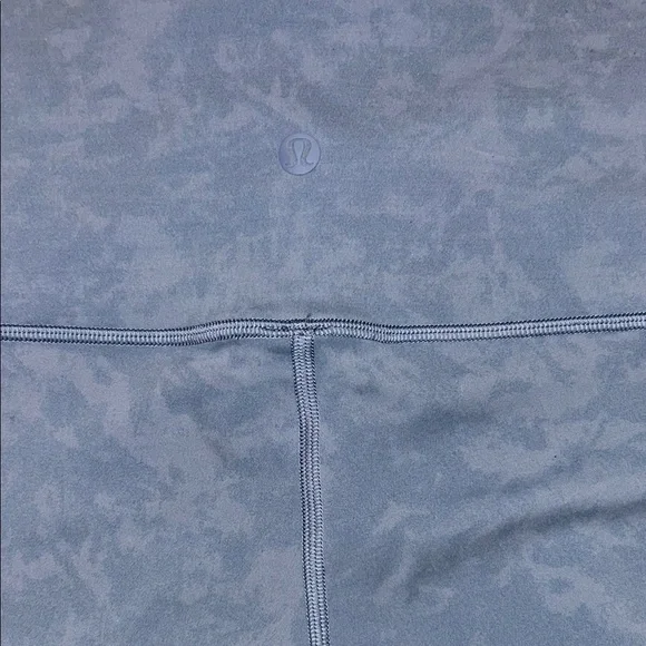 RARE lululemon Dusty Blue Marble-Effect Leggings with criss-cross waist band - Picture 3 of 3
